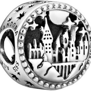Pandora Silver Harry Potter Hogwarts School Castle Charm